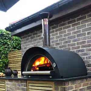 outdoor garden pizza oven