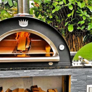 outdoor garden pizza oven