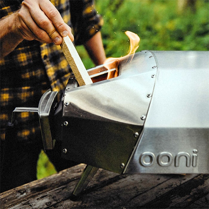 Ooni Karu 12 portable wood fired pizza oven