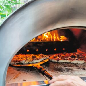 Outdoor garden commercial pizza oven
