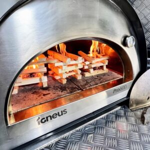 Igneus Pro 600 wood fired pizza oven - Igneus wood fired pizza ovens uk -