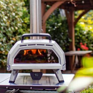 Ooni Karu 16 portable multi fuel pizza oven