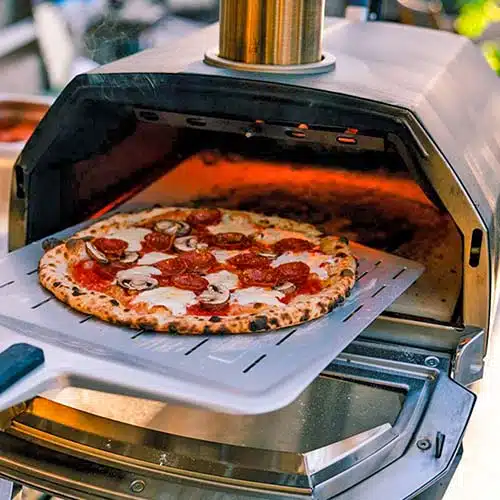 Ooni Karu 16 portable multi fuel pizza oven