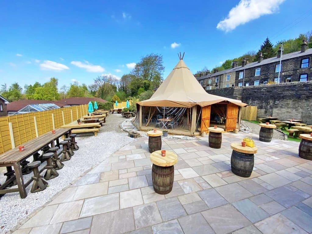 The Eagle and Child pub - pizza oven commercial case studies