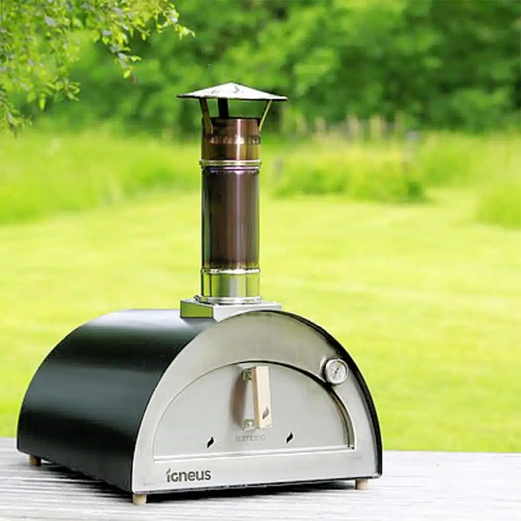 Igneus Bambino wood fired garden pizza oven in Matt Black