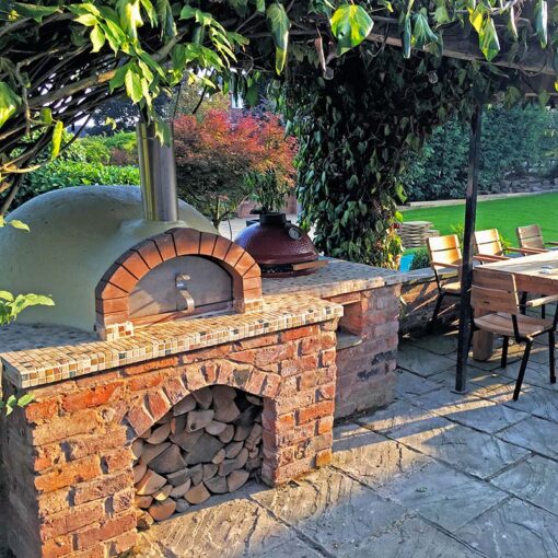 Igneus Ceramiko Pro 1000 wood fired pizza oven - built in pizza oven