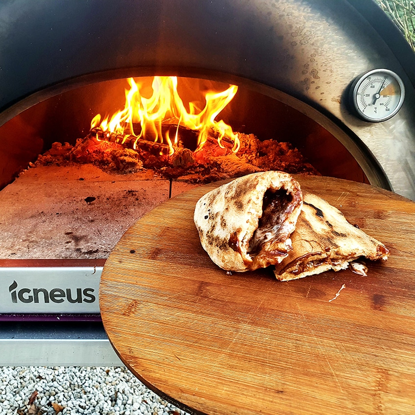 Food inspiration Igneus Classico wood fired pizza oven chocolate calzone