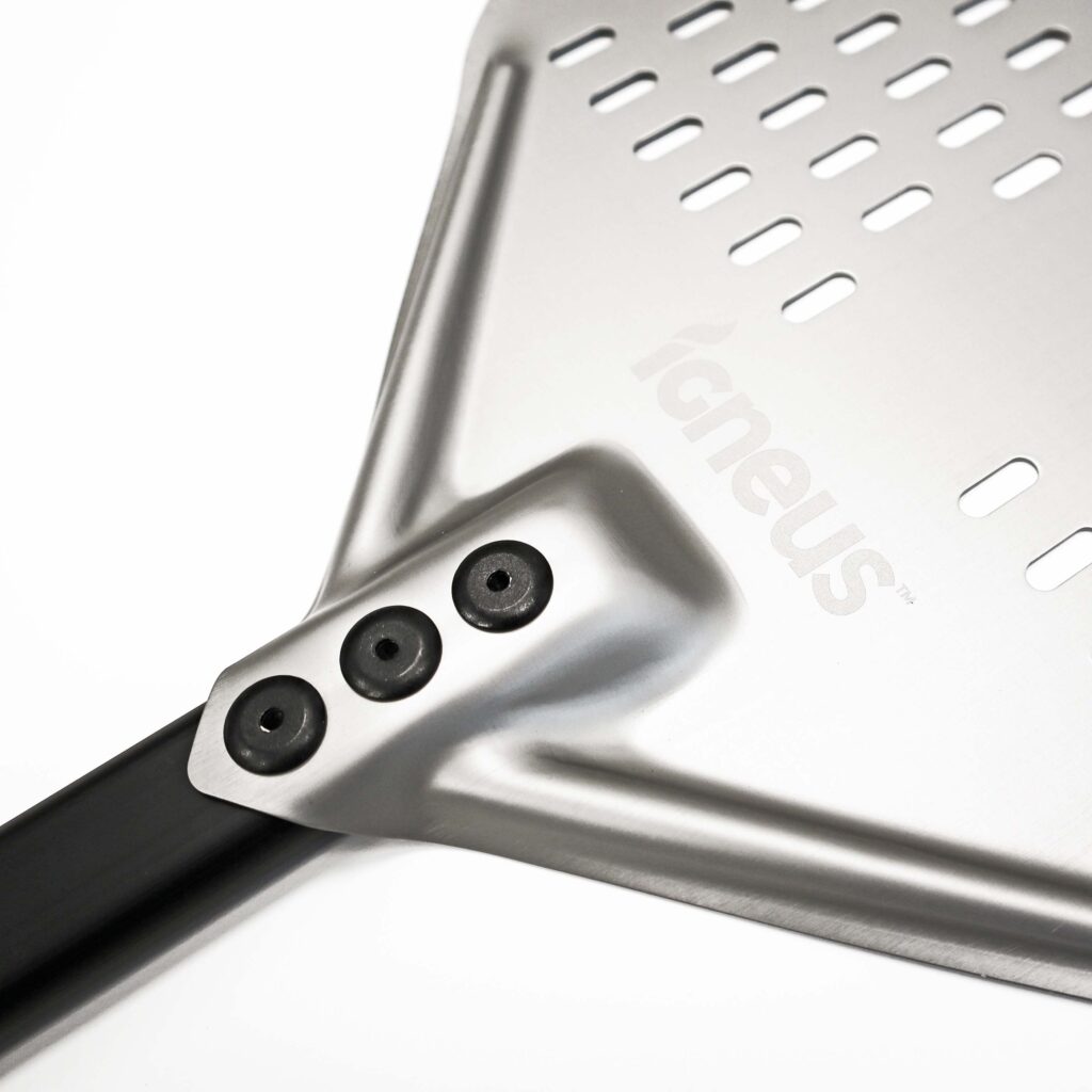 14 inch Igneus Elite Pizza Peel close up