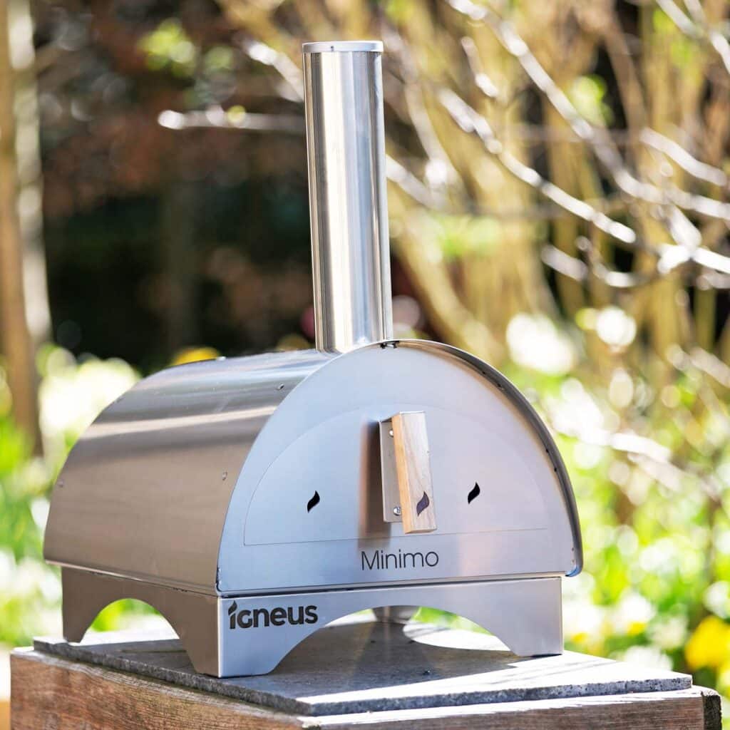 Igneus Minimo portable wood fired pizza oven