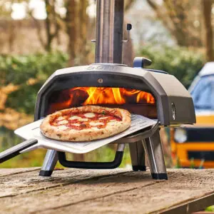 Ooni Karu 12G multi fuel pizza oven - portable pizza oven