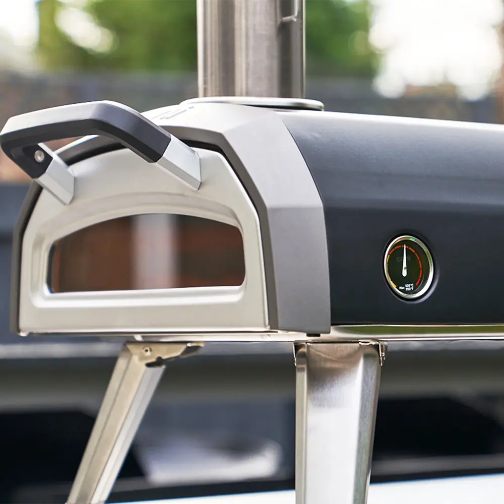 Ooni Karu 12G portable multi fuel pizza oven