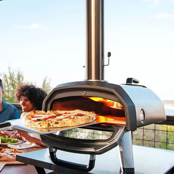 Ooni Karu 12G multi fuel pizza oven