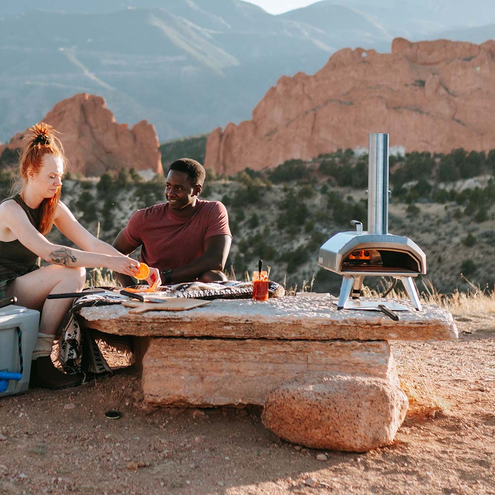 Ooni Karu 12 multi fuel pizza oven
