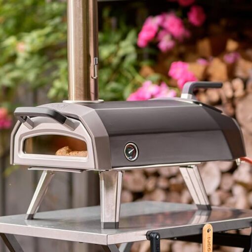 Ooni Karu 12G multi fuel pizza oven
