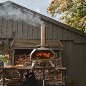 Ooni Karu 2 Pro multi fuel pizza oven