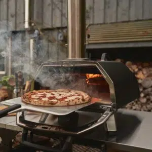 Ooni Karu 2 Pro multi fuel pizza oven