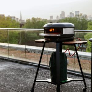 Gozney Arc Black on a stand