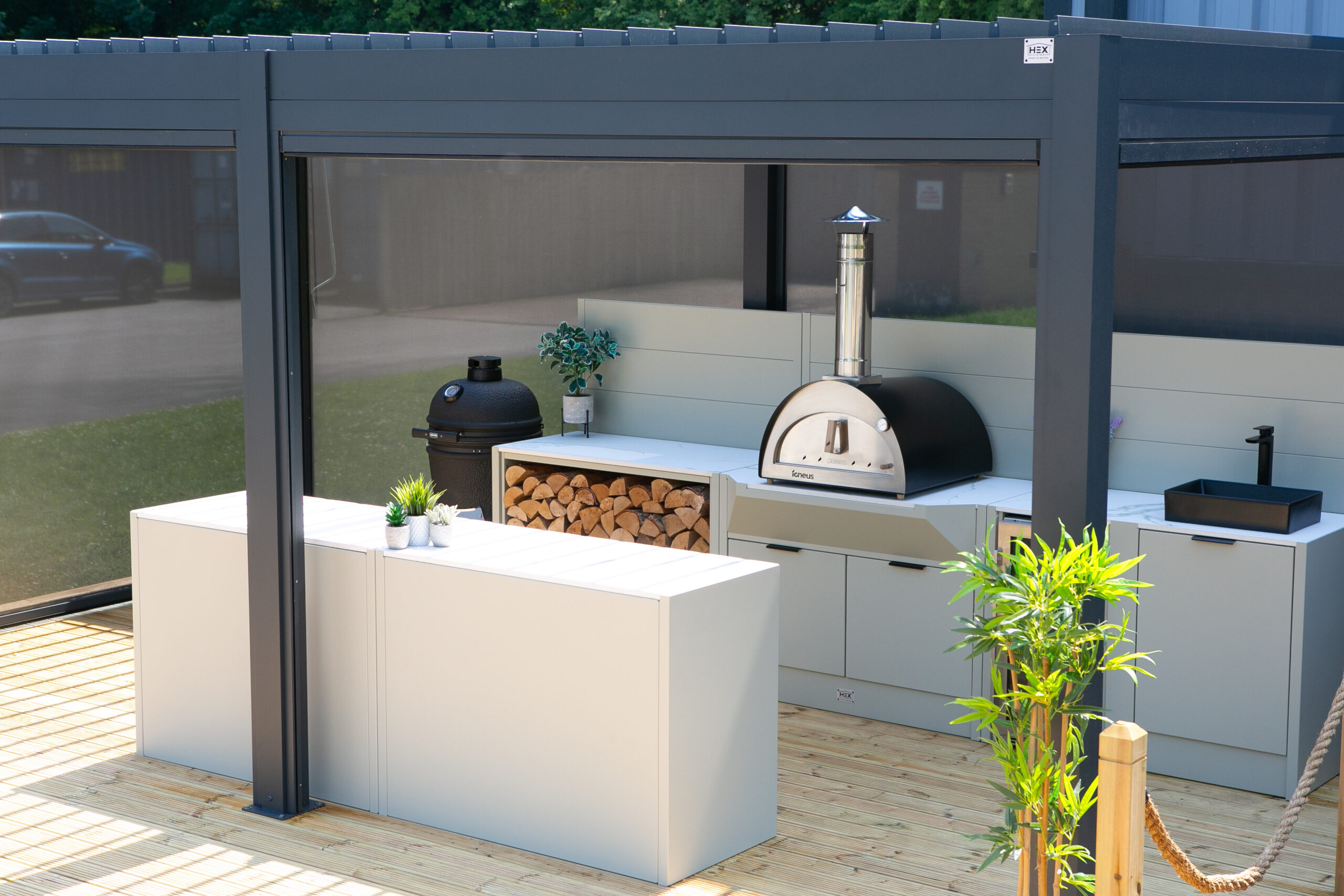Hex Buckley Outdoor Kitchen (Custom Design)