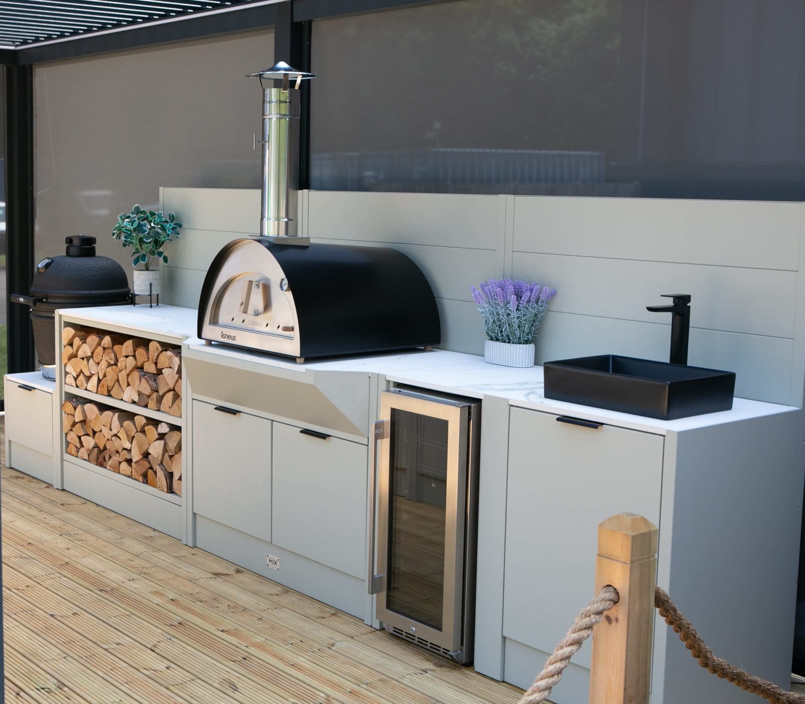 Pizza Oven Outdoor Kitchen Unit